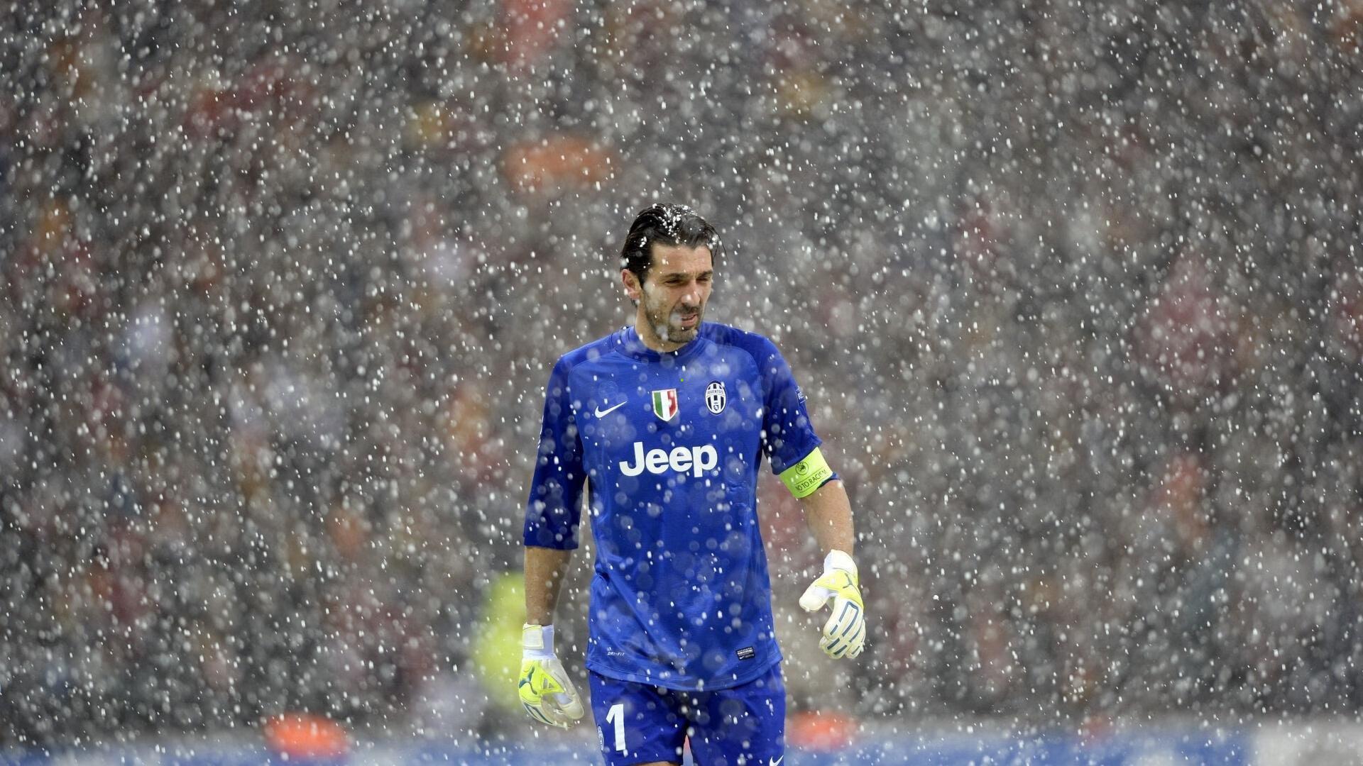 阿尔卡拉斯逆转夺冠，巴黎大师赛上演史诗级对决