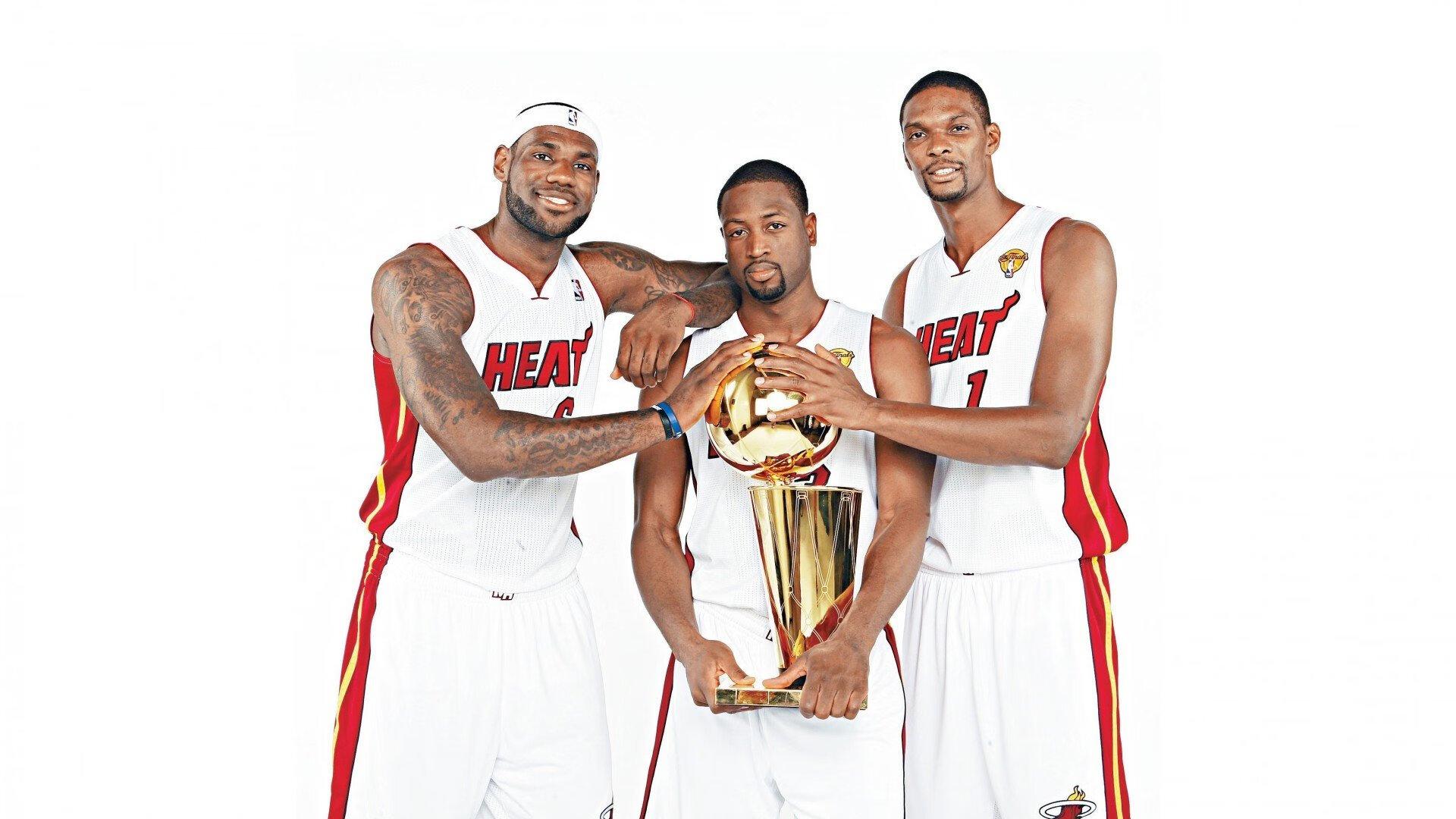 田径世锦赛震撼之夜，三项世界纪录被刷新，天才小将一战封神