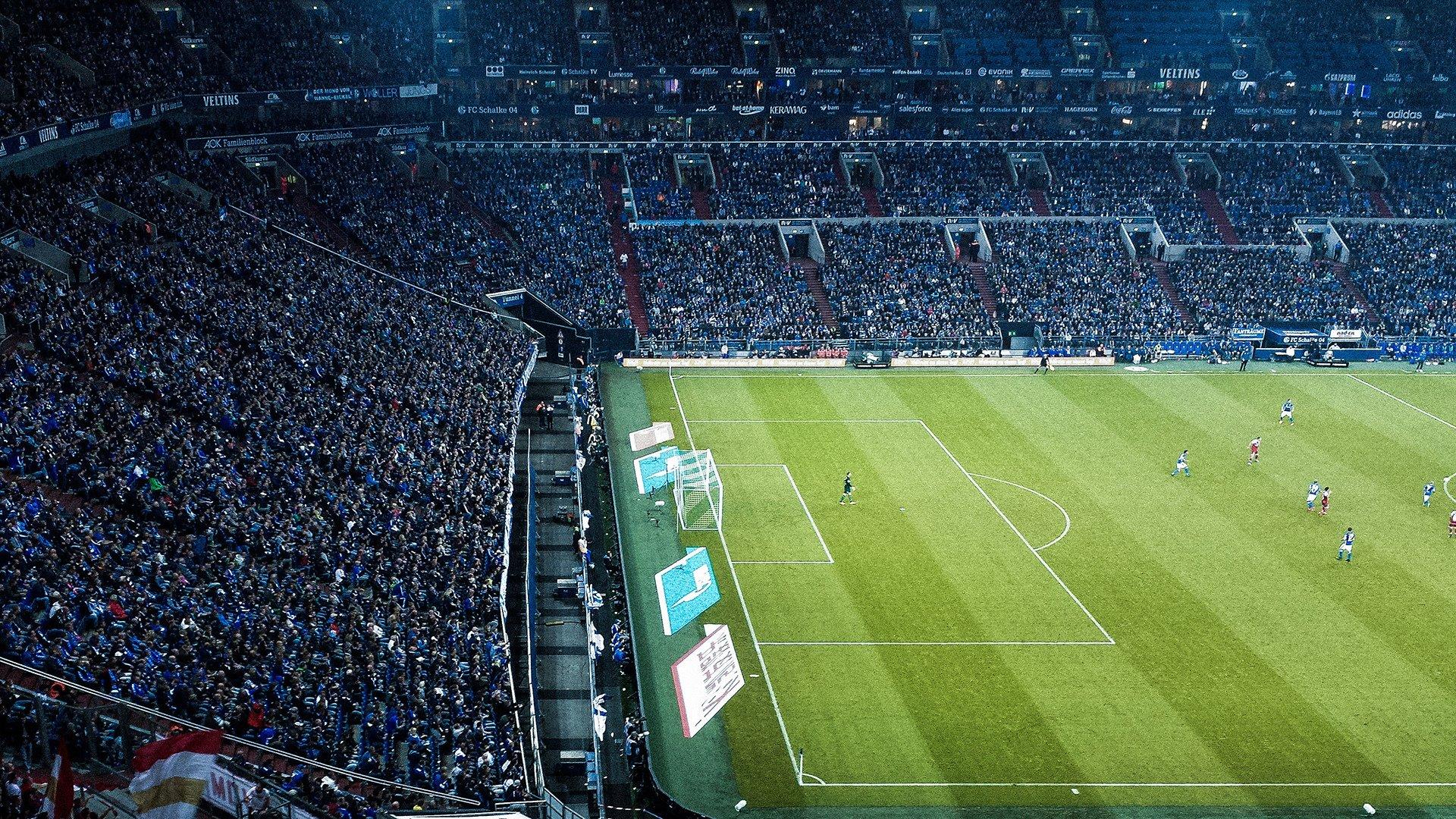 冬窗风云录，压哨转会的魔力与豪门命运齿轮的转动