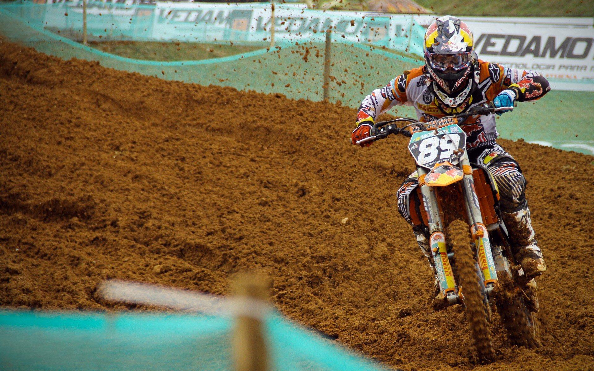 天才新星亚马尔因伤暂别斗牛士军团，西班牙队两场关键战将考验阵容深度