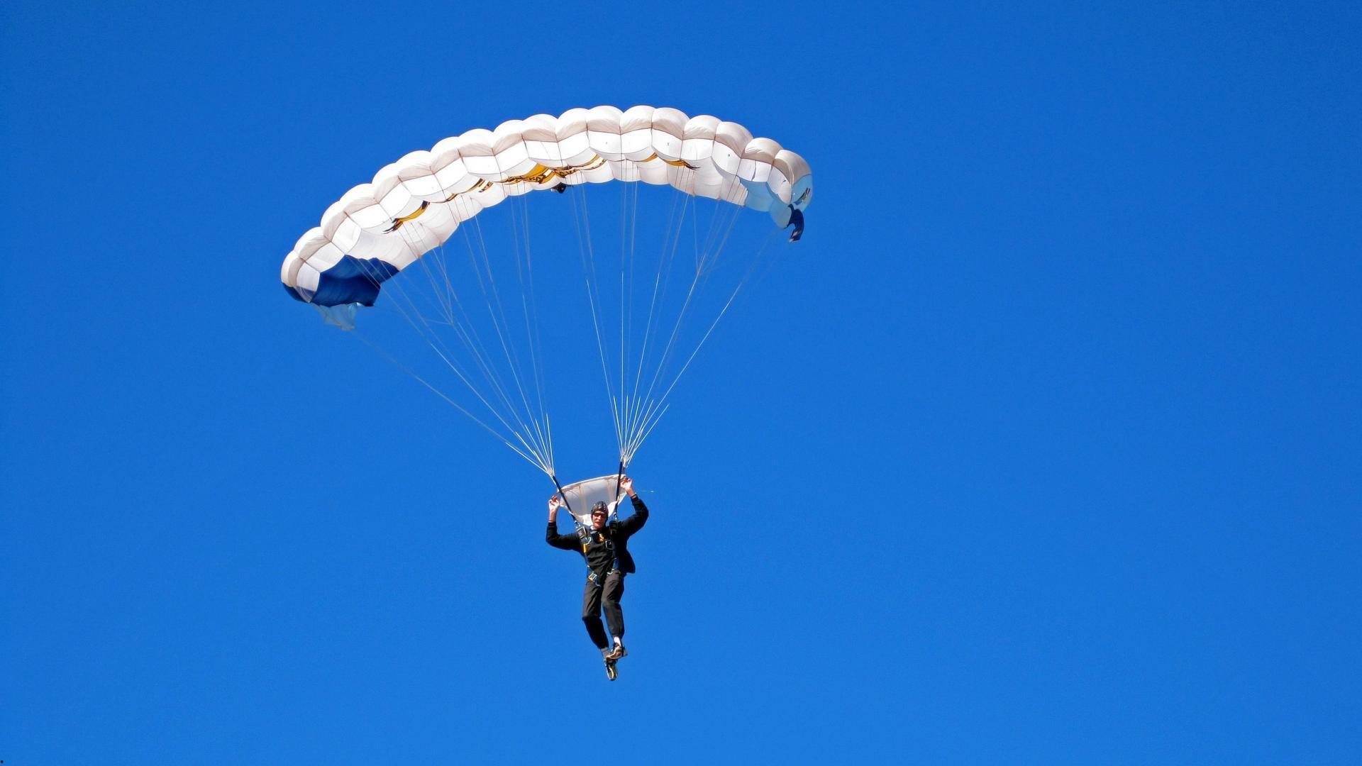 梅开二度闪耀圣保罗，霍伊伦当选最佳助那不勒斯力克尤文